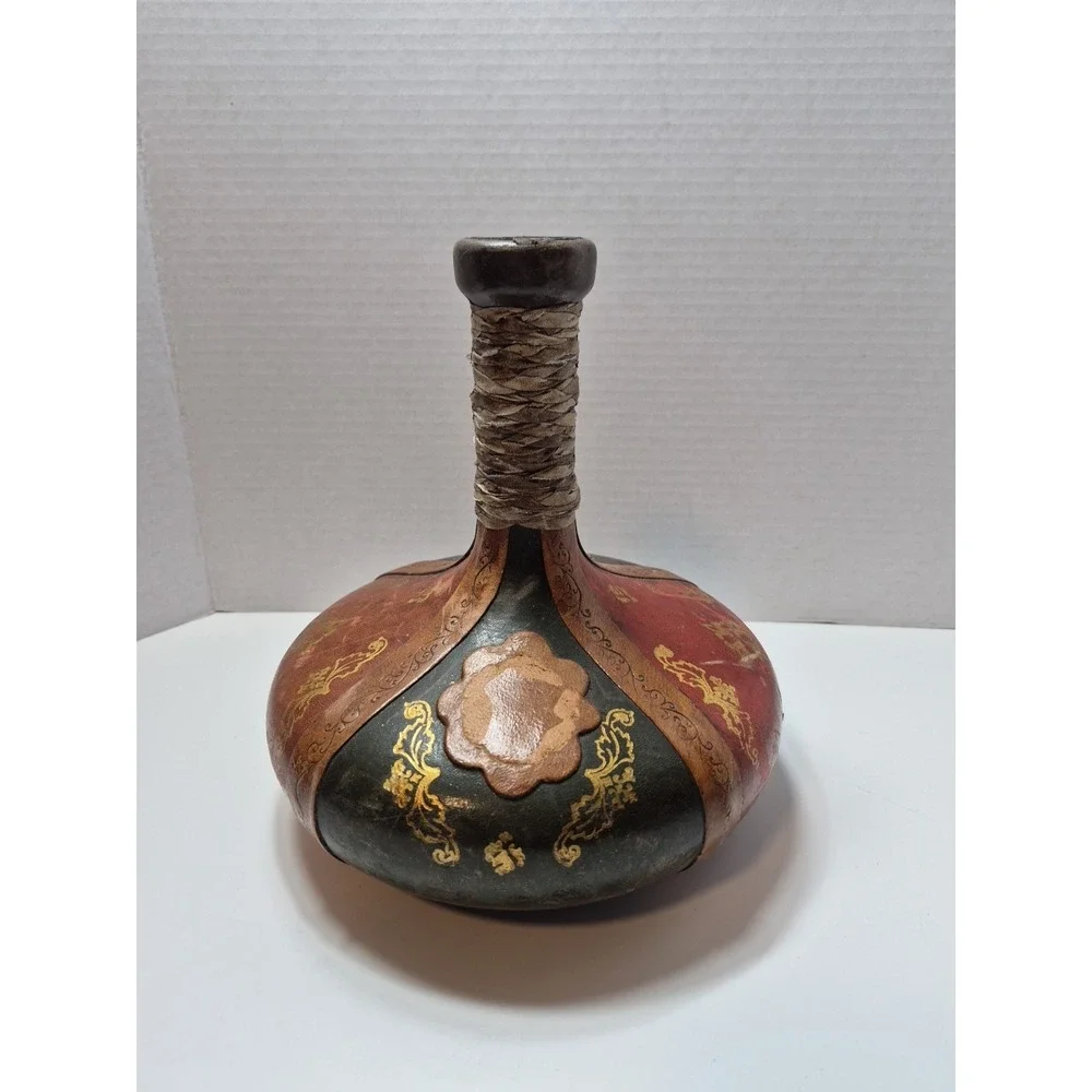 Vtg Italy Leather Covered Wine Bottle Decanter 